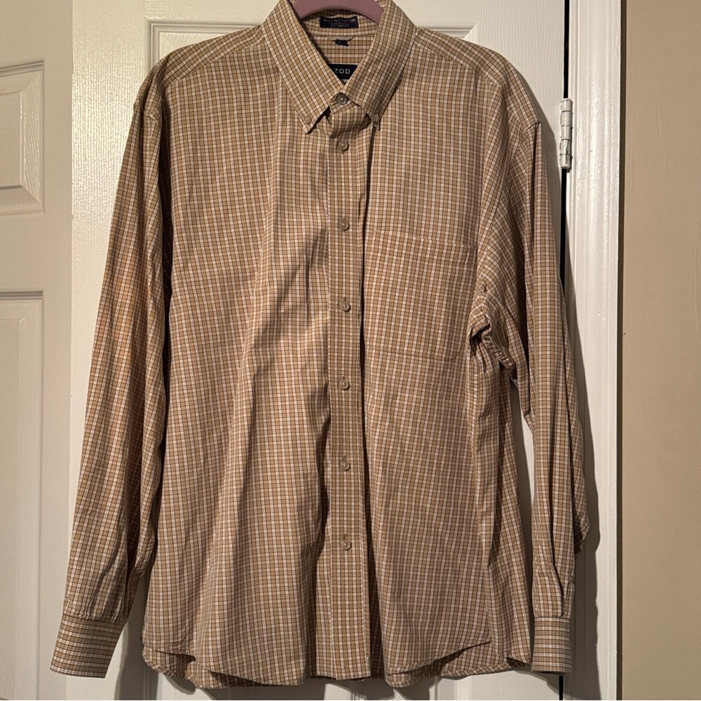 💙 IZOD Long Sleeve Button Down